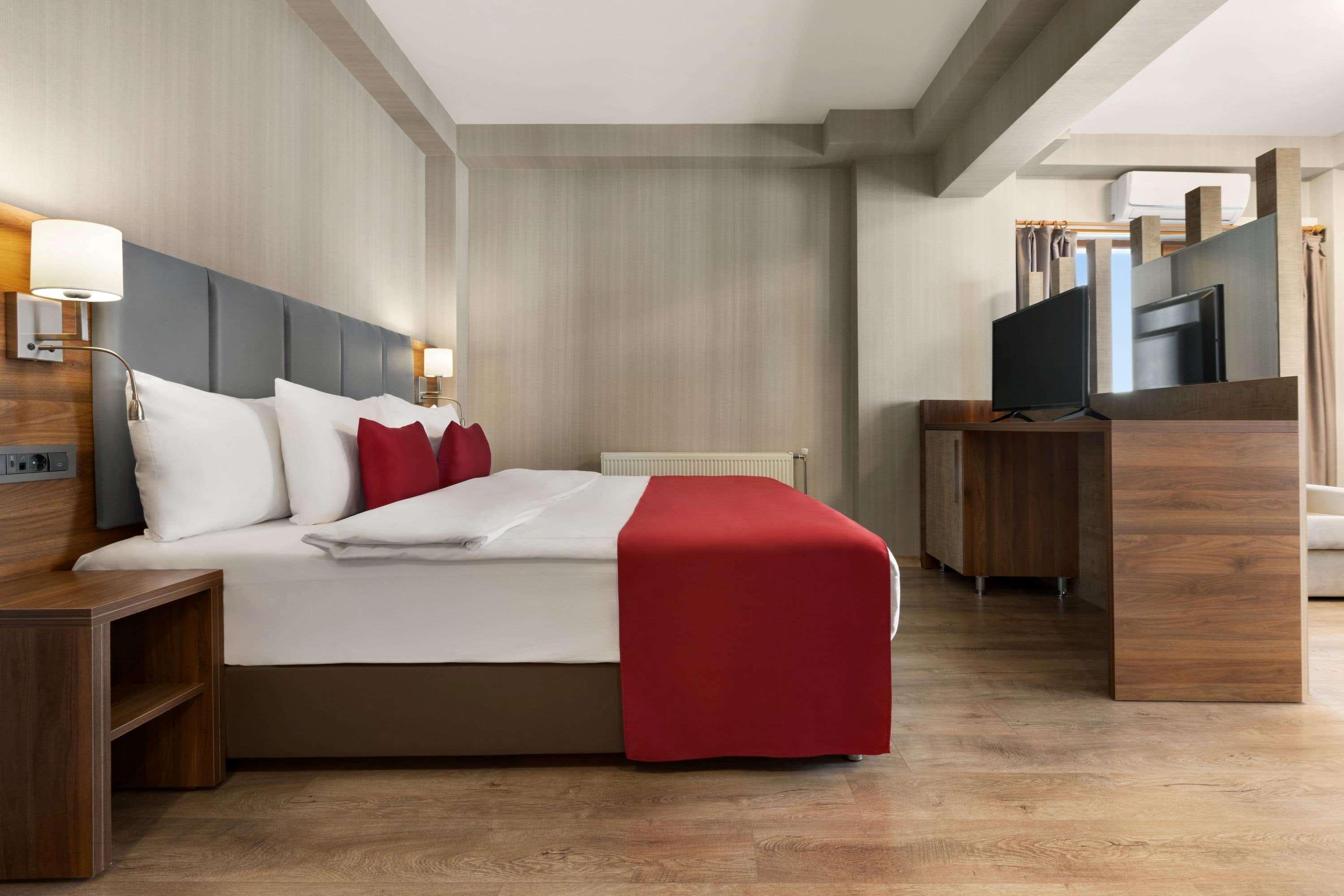 Ramada By Wyndham ואן מראה חיצוני תמונה